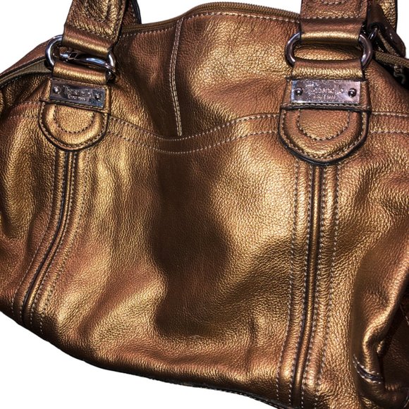 Tignanello HOLIDAY rich gold leather cross body hand bag gold chain link… - Picture 7 of 7